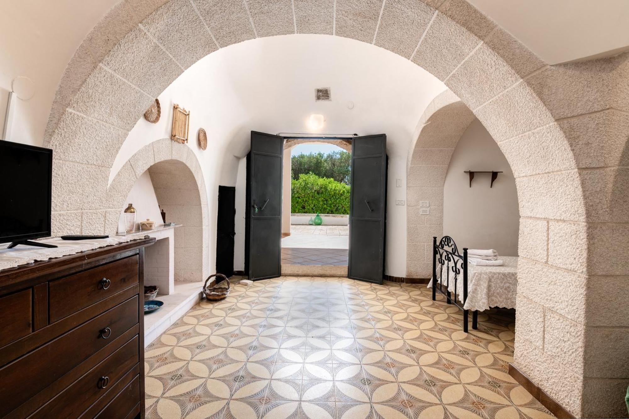 Trullo La Quercia Villa Ostuni Ngoại thất bức ảnh