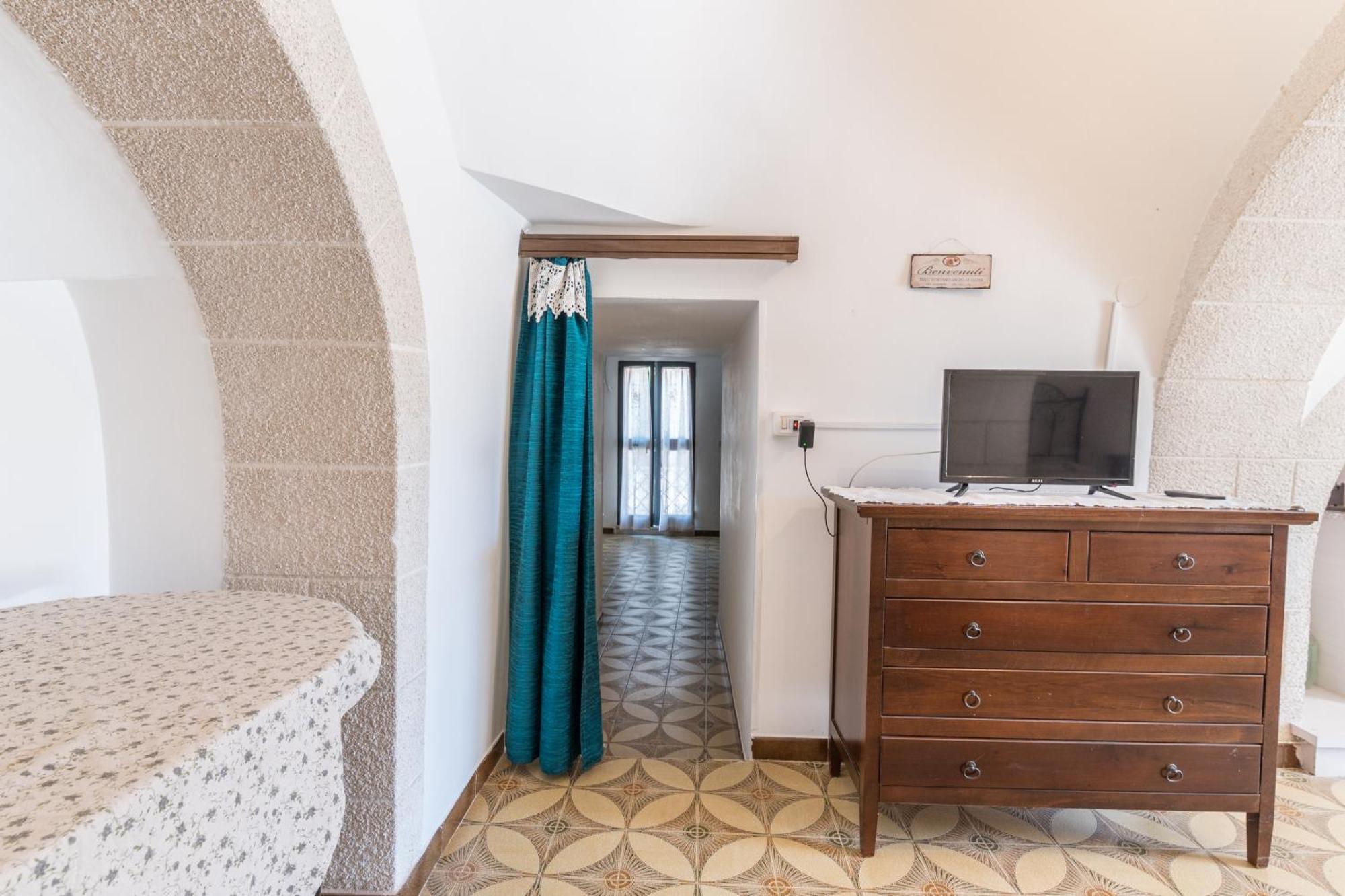 Trullo La Quercia Villa Ostuni Ngoại thất bức ảnh