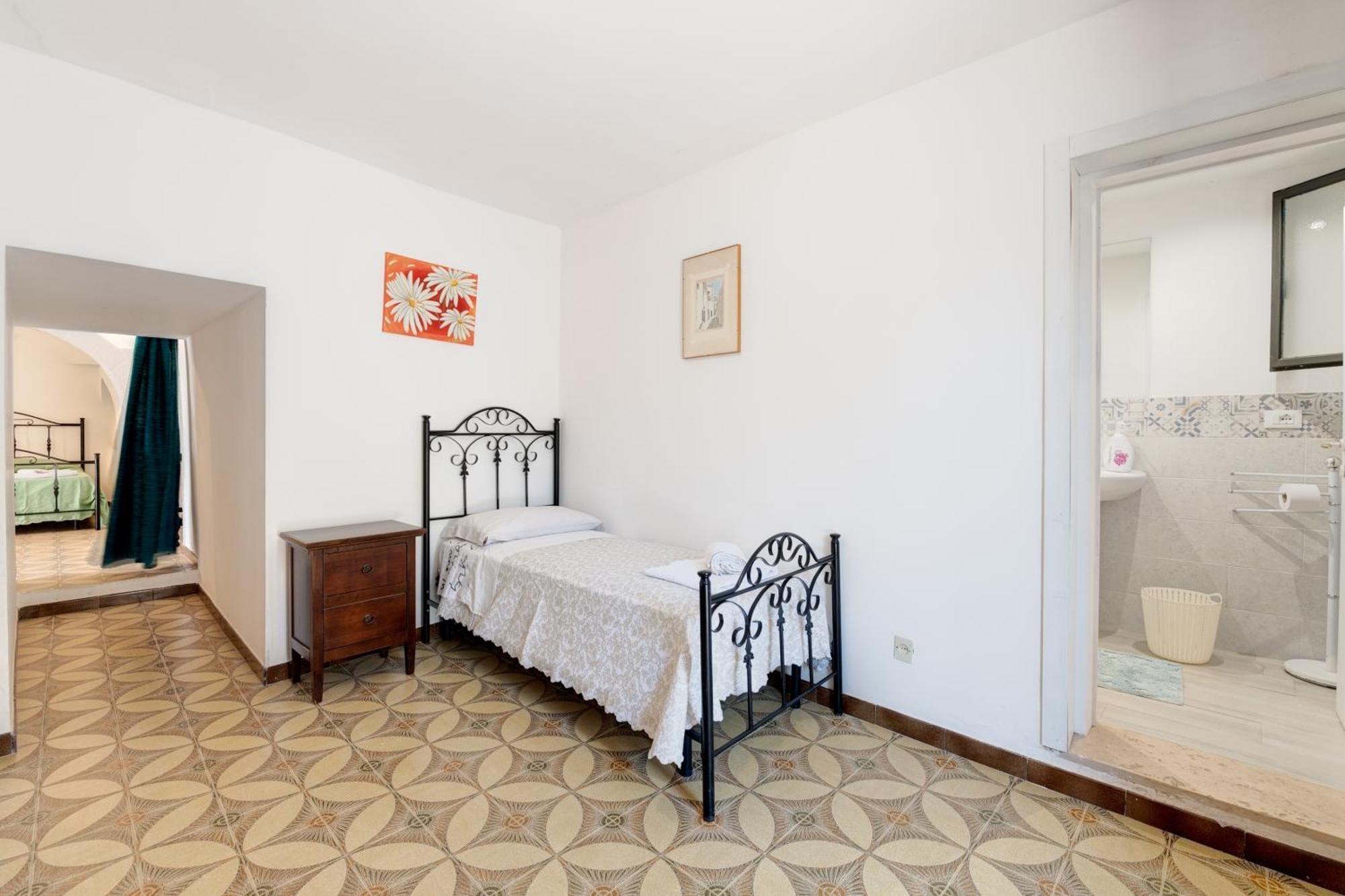 Trullo La Quercia Villa Ostuni Ngoại thất bức ảnh