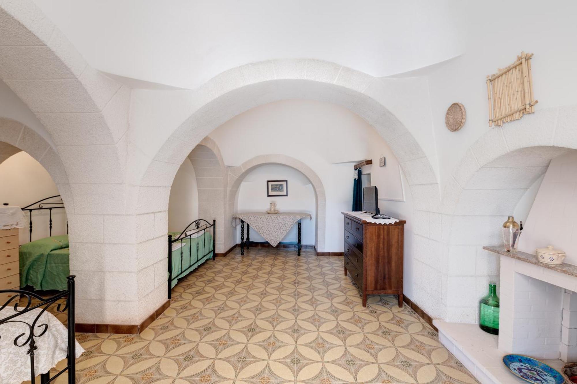 Trullo La Quercia Villa Ostuni Ngoại thất bức ảnh