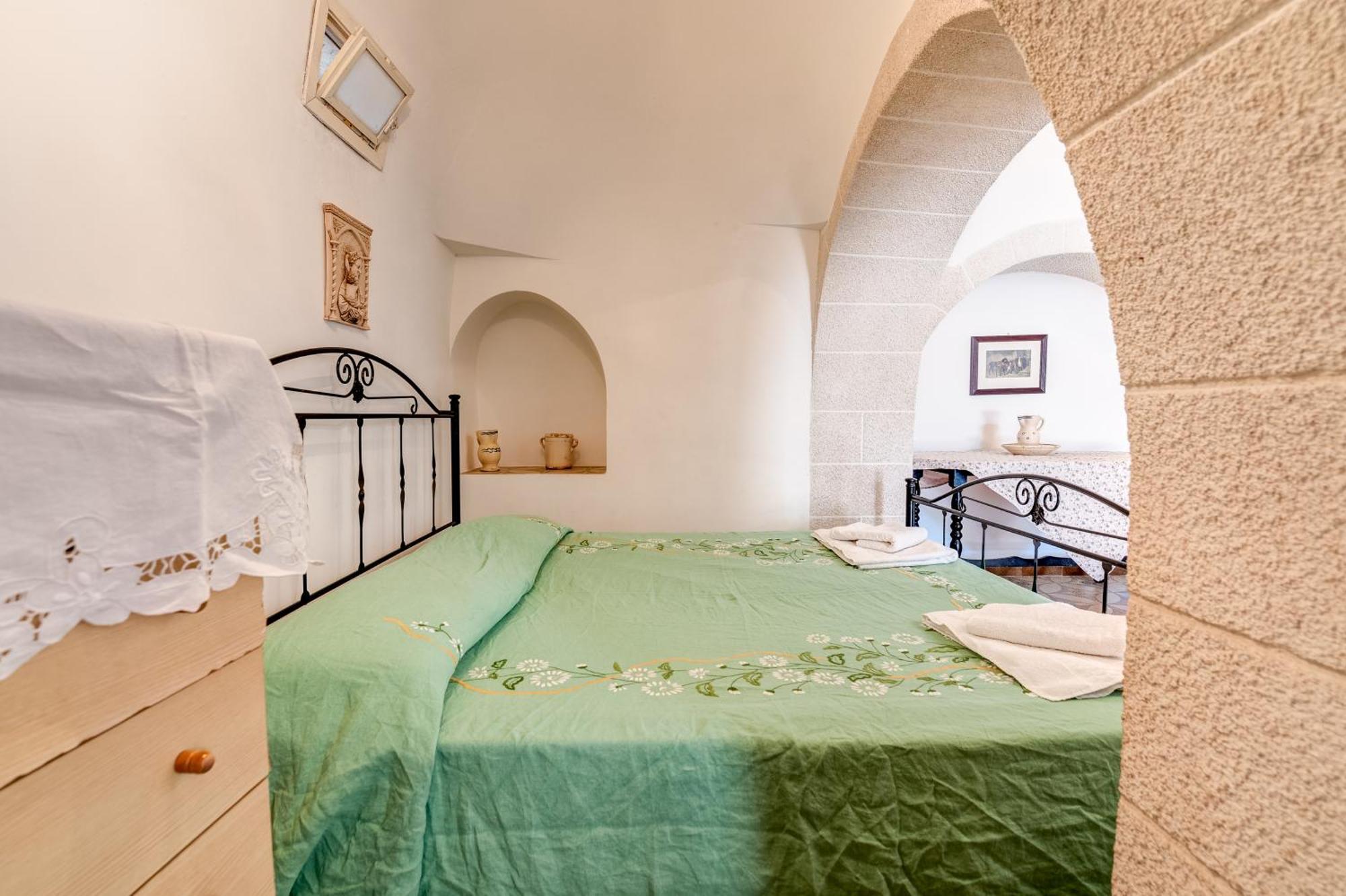 Trullo La Quercia Villa Ostuni Ngoại thất bức ảnh